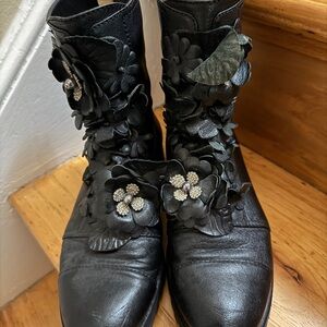 Jimmy Choo Havana flower embellished boot